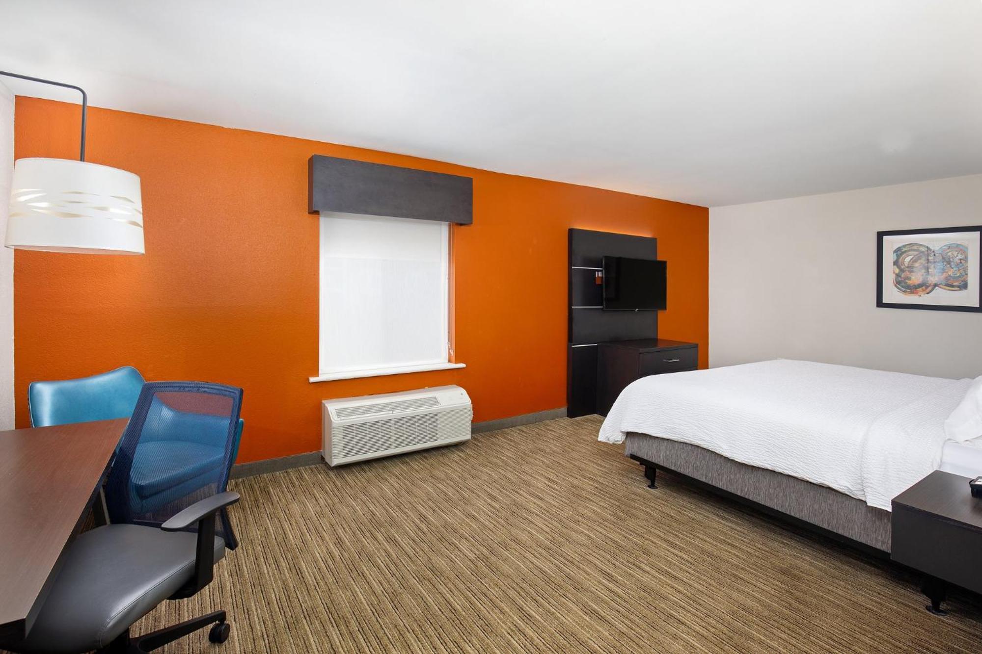 Holiday Inn Express & Suites Locust Grove By Ihg Exterior foto